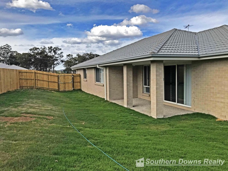 65 Maynes Street, Rosenthal Heights QLD 4370