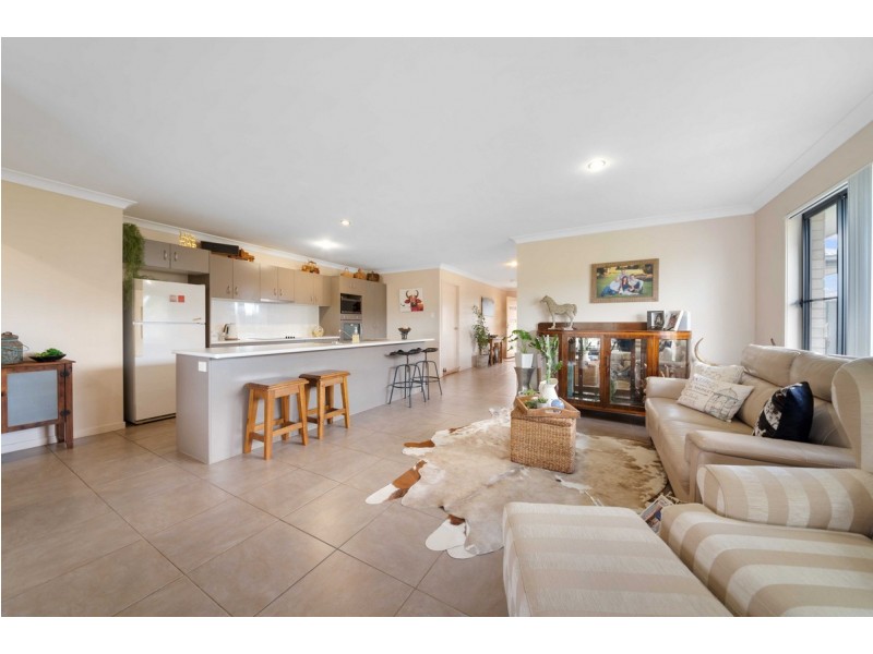 7 Natalia Court, Warwick QLD 4370