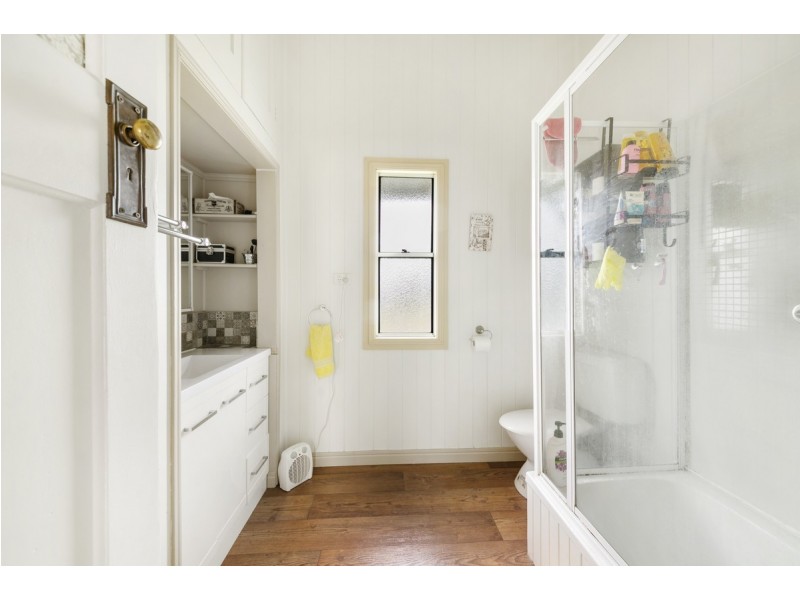 13 Swan Creek Hall Road, Warwick QLD 4370