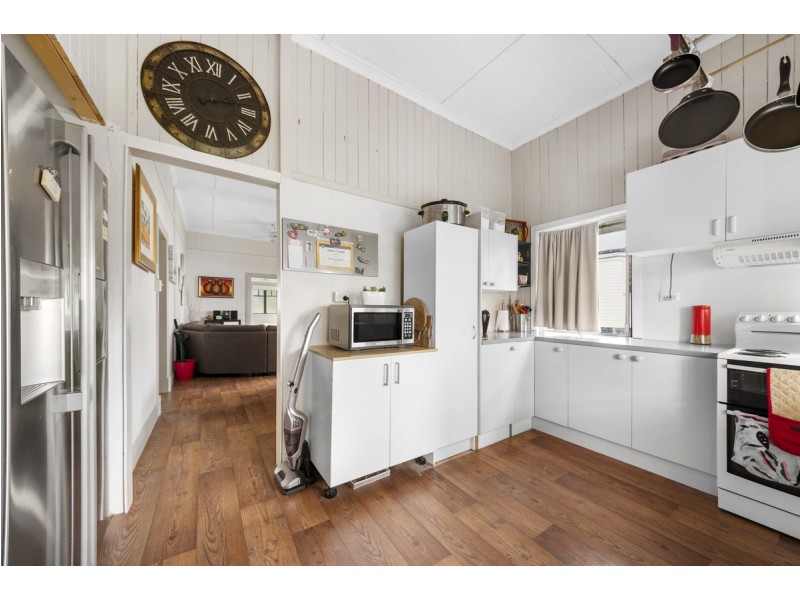 13 Swan Creek Hall Road, Warwick QLD 4370