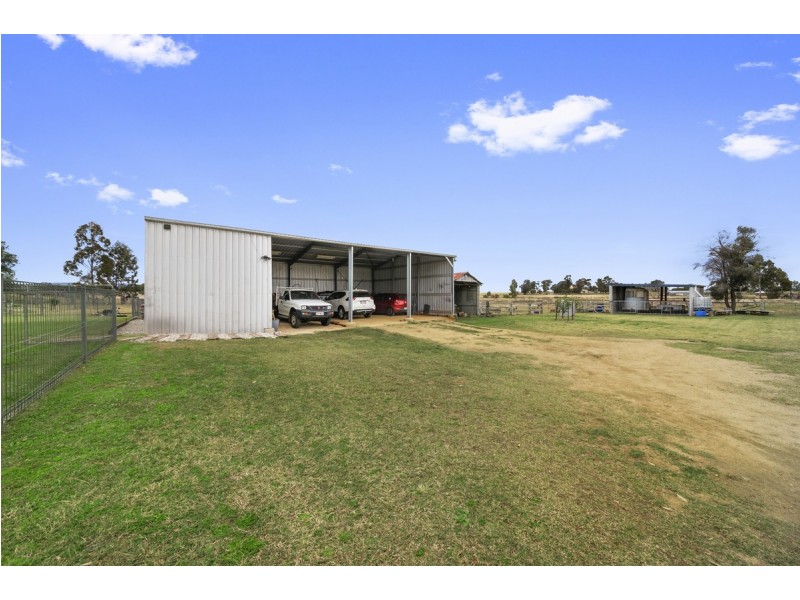 13 Swan Creek Hall Road, Warwick QLD 4370