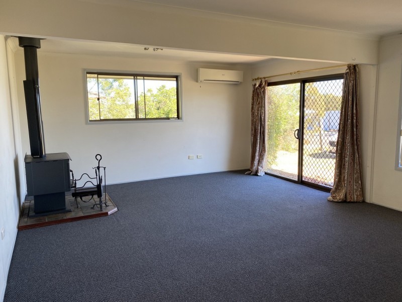12 Briggs Street, Warwick QLD 4370