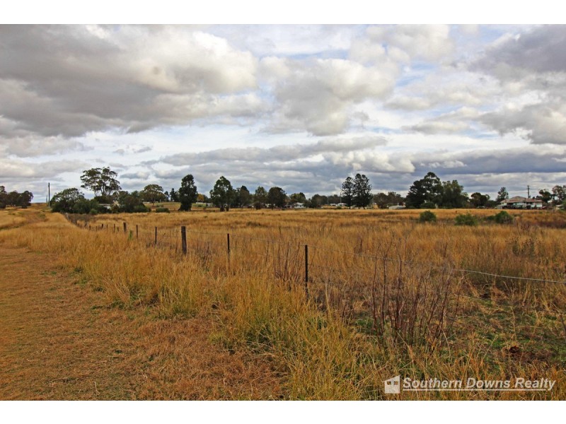 2 & 4 and 2 Azalea Street, Emu Vale QLD 4371