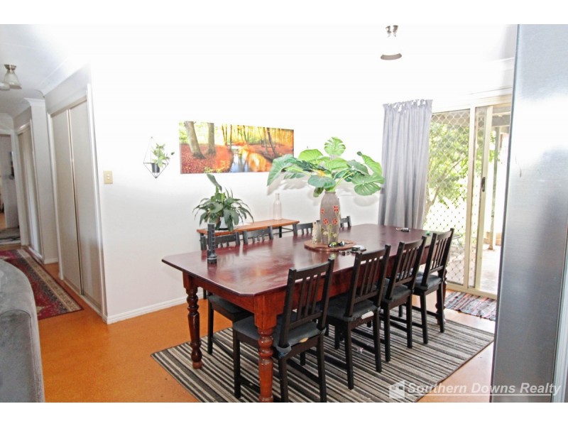 104 Shepherds Drive, Deuchar QLD 4362