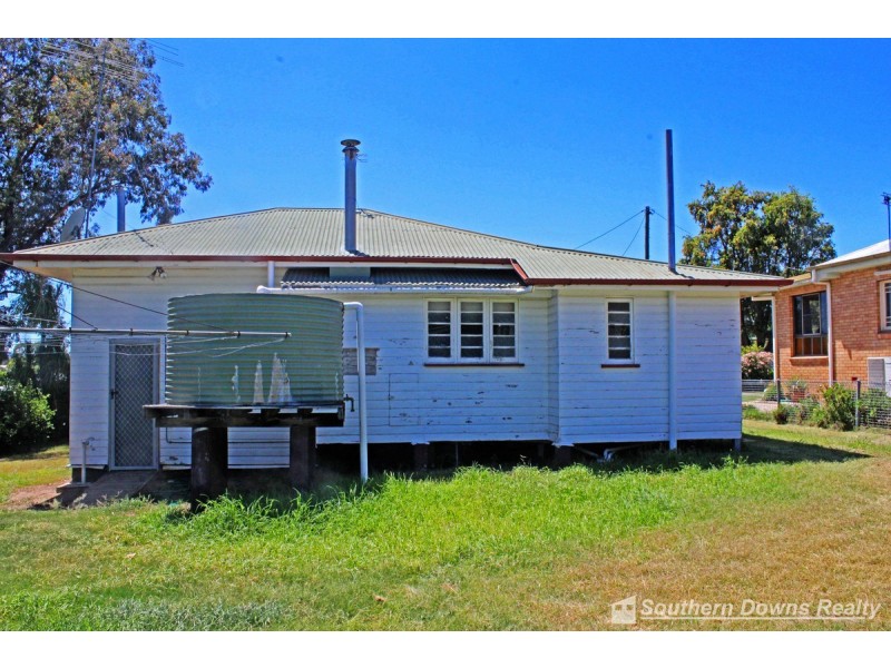 1 Clarke Street, Warwick QLD 4370