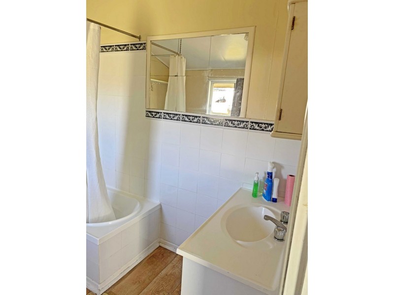 46 Vanneck Street, Yangan QLD 4371