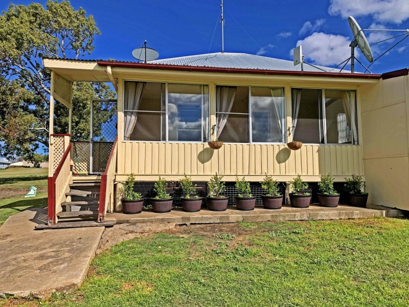 46 Vanneck Street, Yangan QLD 4371