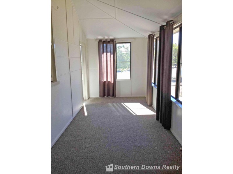43 Weewondilla Road, Warwick QLD 4370