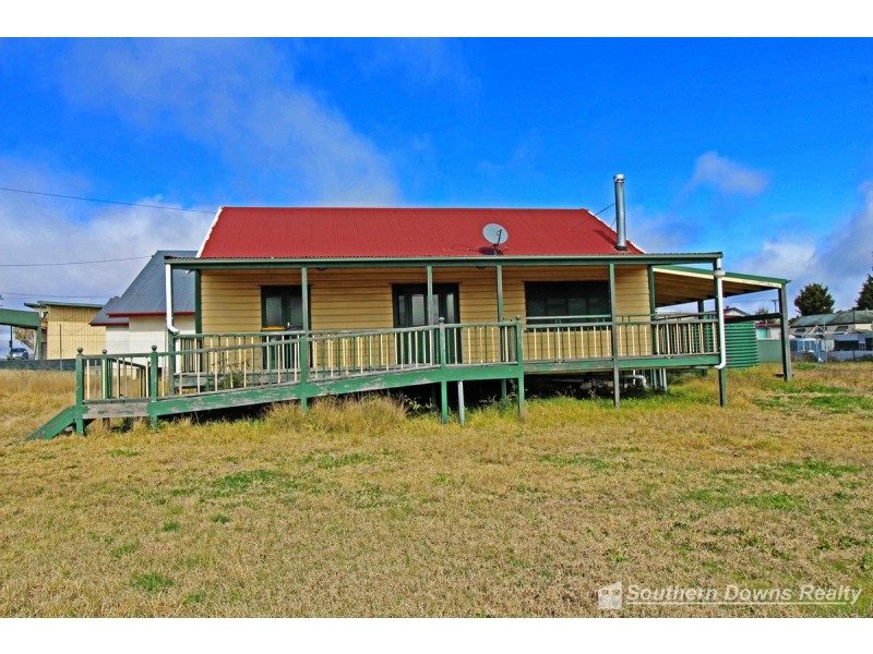 105 Granite Belt Drive, The Summit QLD 4377
