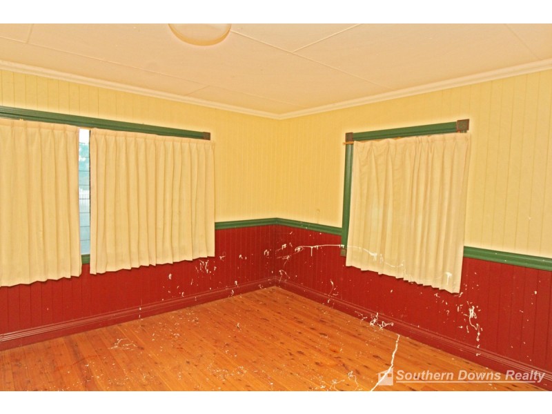 105 Granite Belt Drive, The Summit QLD 4377