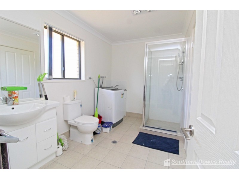 163 Wallace Street, Warwick QLD 4370