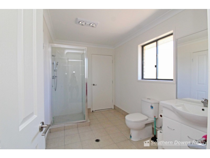 163 Wallace Street, Warwick QLD 4370