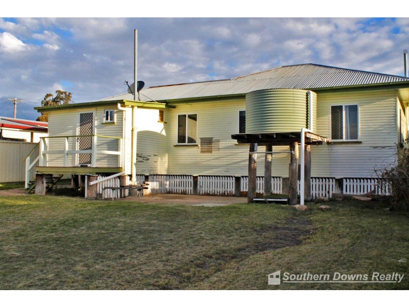 113 Pratten Street, Warwick QLD 4370