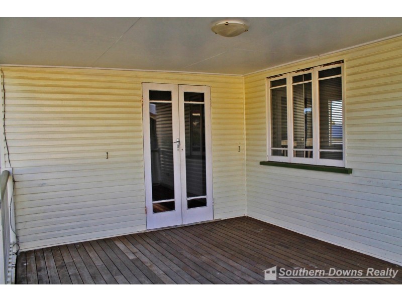 113 Pratten Street, Warwick QLD 4370