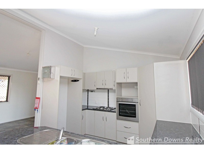 37 Taylor Street, Maryvale QLD 4370