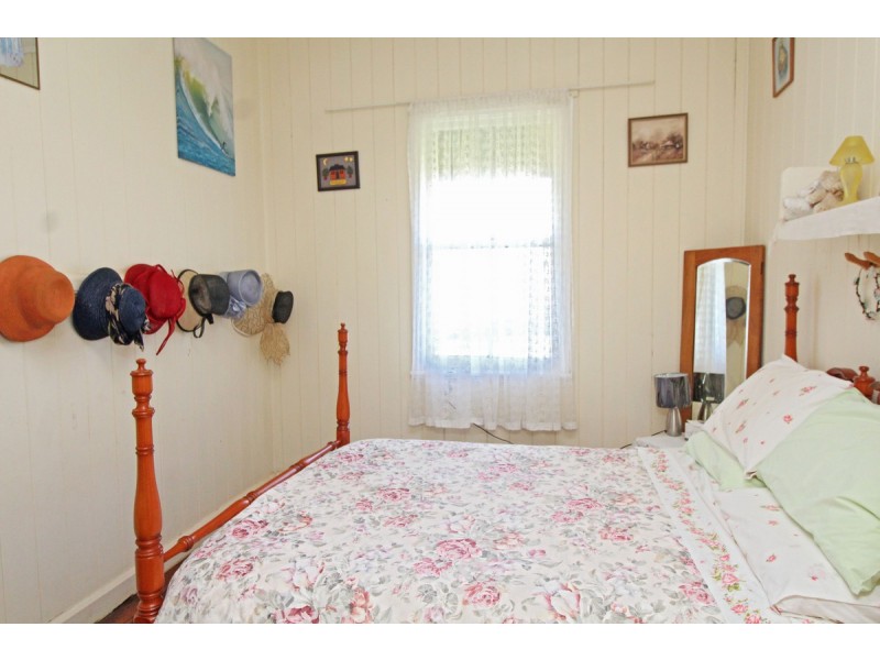 11 Smelter Road, Rosenthal Heights QLD 4370