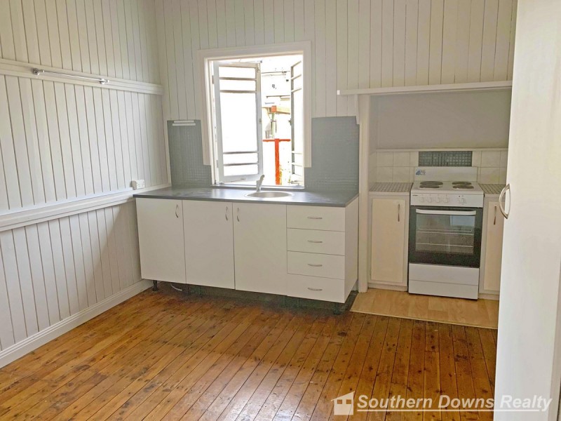 7 Wilga Avenue, Warwick QLD 4370