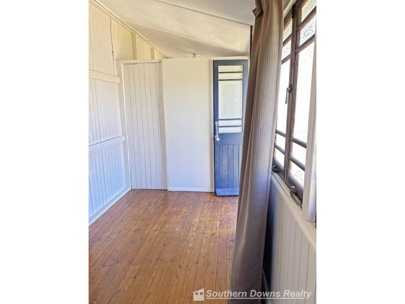 7 Wilga Avenue, Warwick QLD 4370