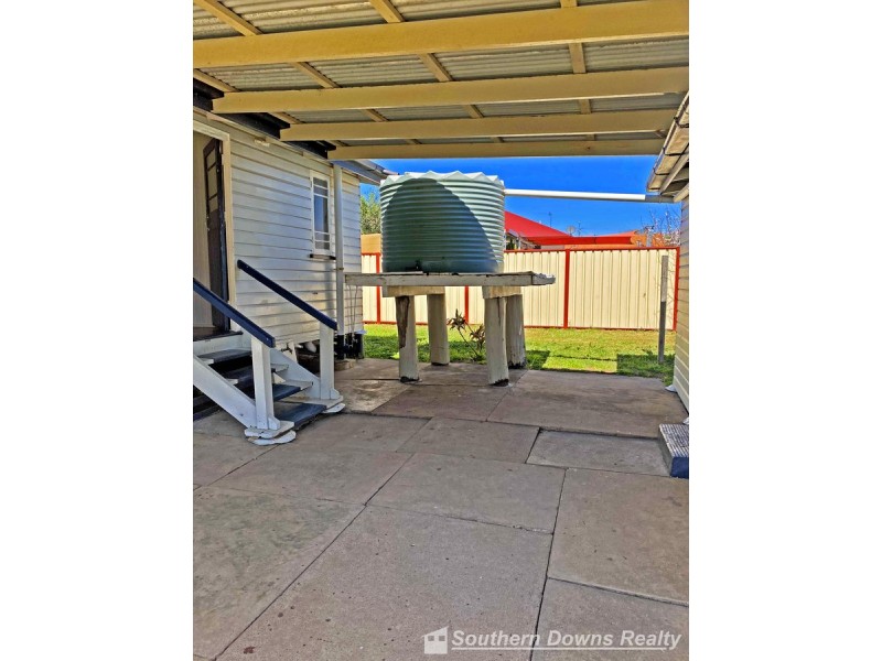 7 Wilga Avenue, Warwick QLD 4370