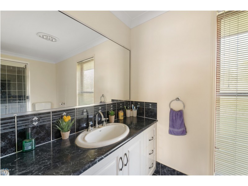 211 Homestead Road, Rosenthal Heights QLD 4370