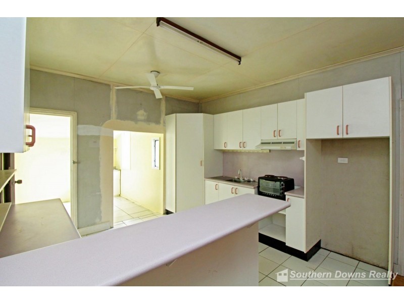 33 Canning Street, Warwick QLD 4370