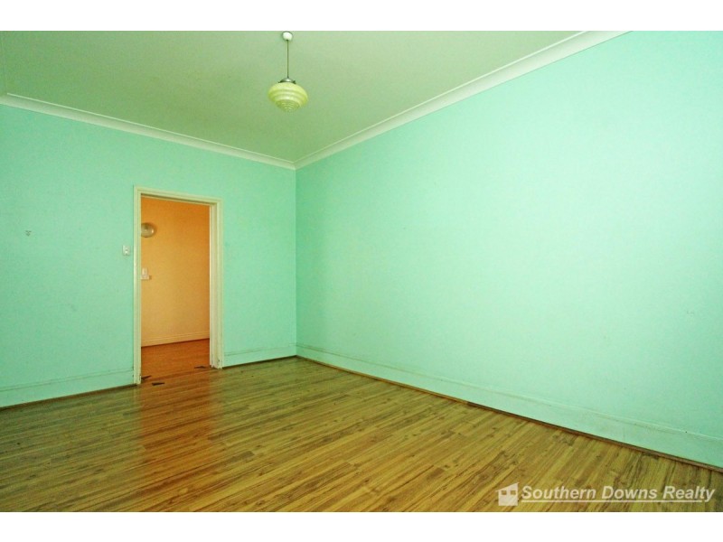 33 Canning Street, Warwick QLD 4370