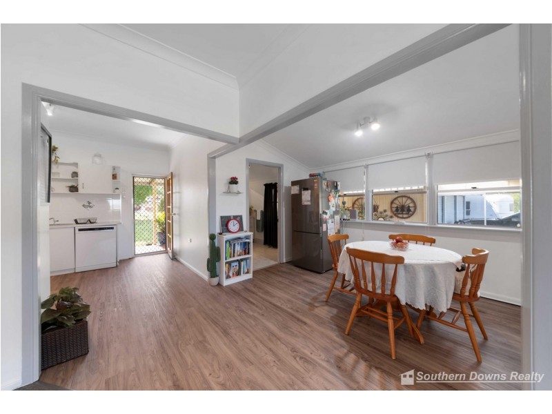 55 Sparksman Road, Mount Marshall QLD 4362