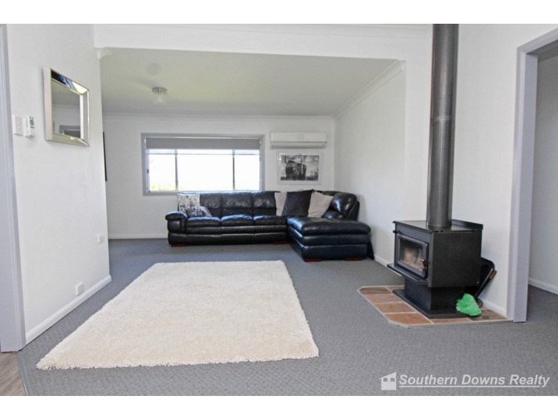 55 Sparksman Road, Mount Marshall QLD 4362