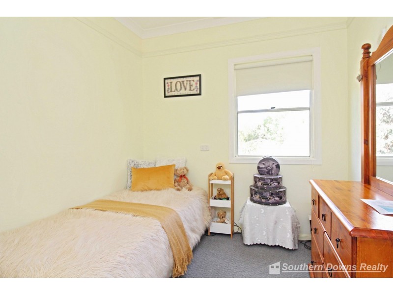 55 Sparksman Road, Mount Marshall QLD 4362