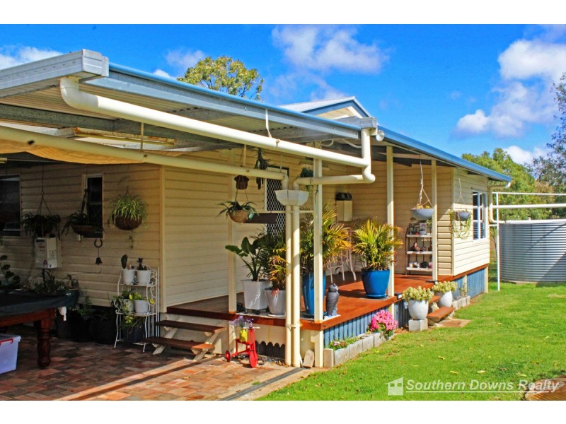 55 Sparksman Road, Mount Marshall QLD 4362