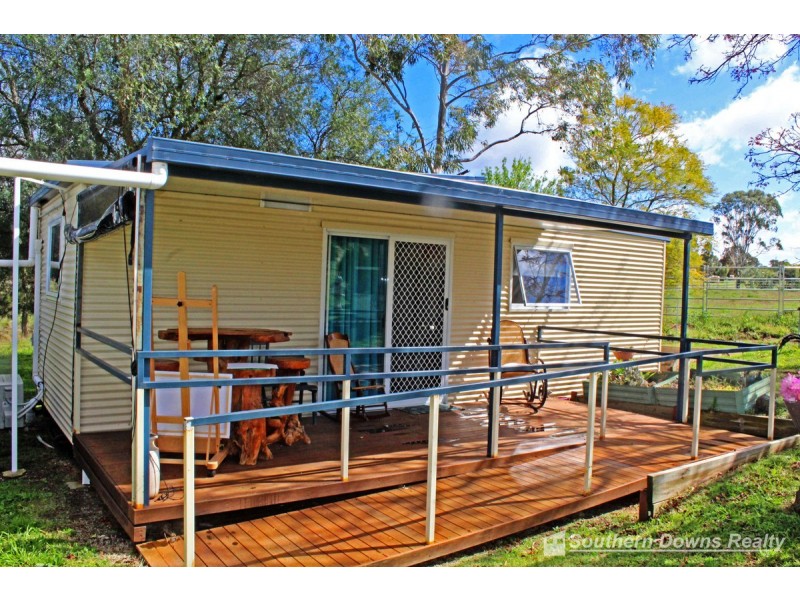 55 Sparksman Road, Mount Marshall QLD 4362