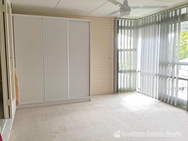 93 Locke Street, Warwick QLD 4370