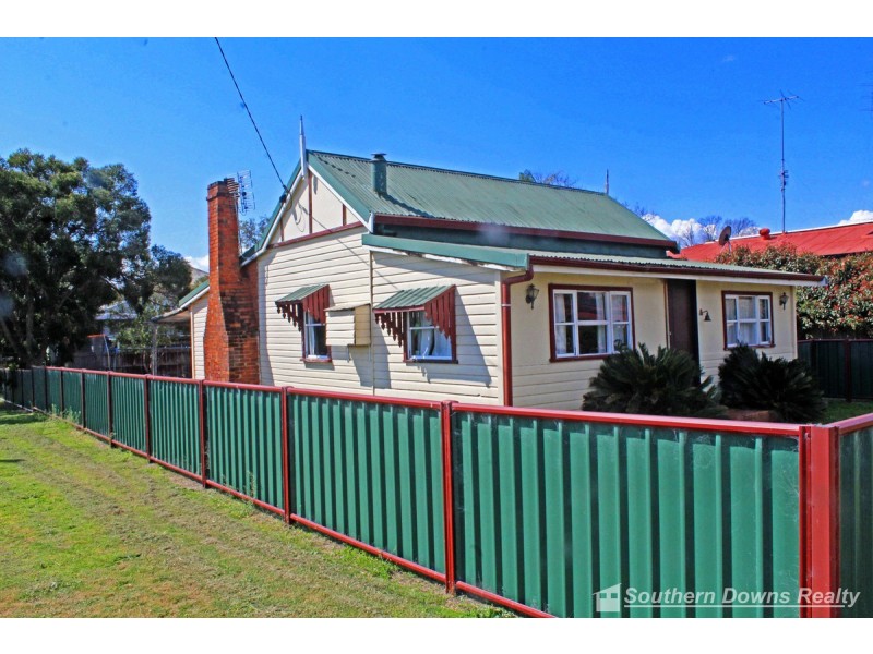 116 Percy Street, Warwick QLD 4370