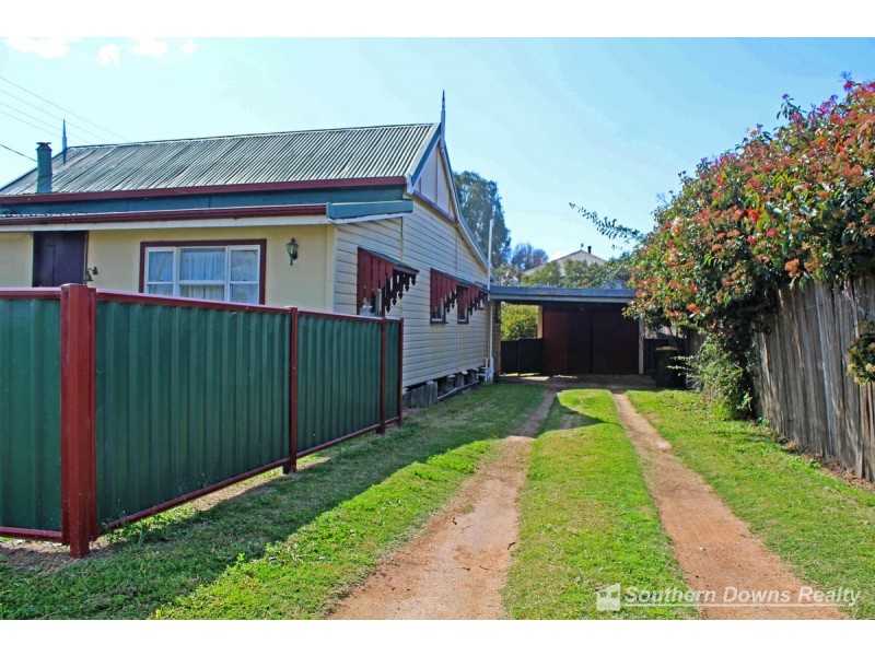 116 Percy Street, Warwick QLD 4370