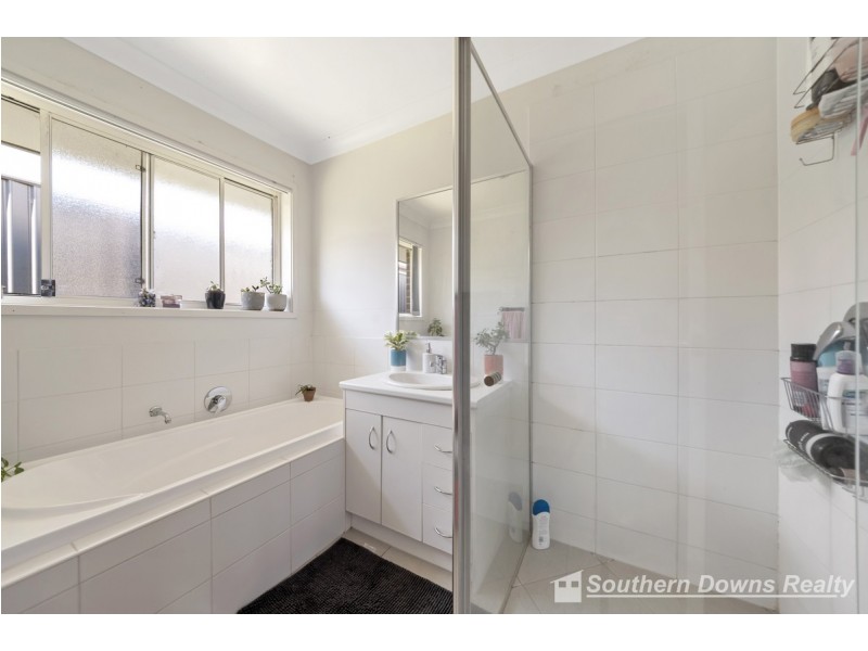 10 Natalia Court, Warwick QLD 4370