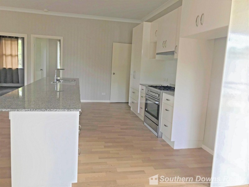 14-16 New England Highway, Allora QLD 4362