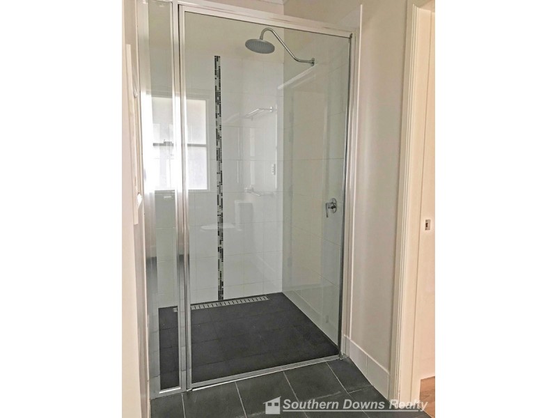 14-16 New England Highway, Allora QLD 4362