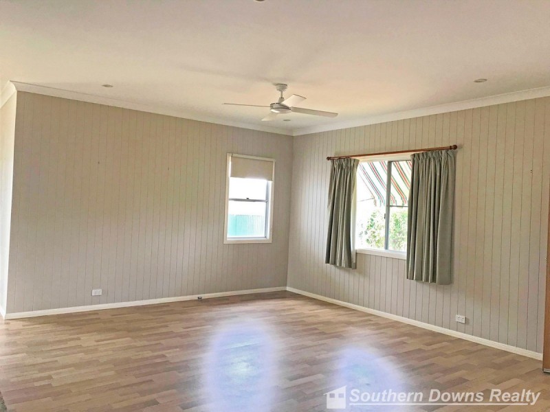 14-16 New England Highway, Allora QLD 4362