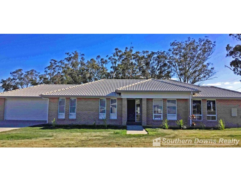 2 Tanna Drive, Rosenthal Heights QLD 4370