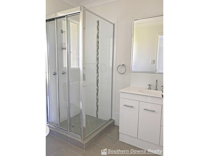 2 Tanna Drive, Rosenthal Heights QLD 4370