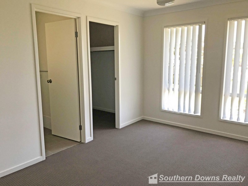 2 Tanna Drive, Rosenthal Heights QLD 4370