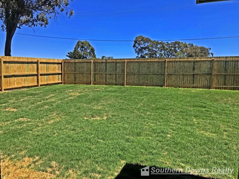 2 Tanna Drive, Rosenthal Heights QLD 4370
