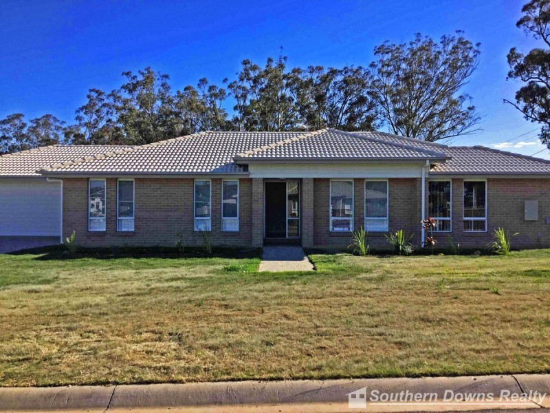 2 Tanna Drive, Rosenthal Heights QLD 4370