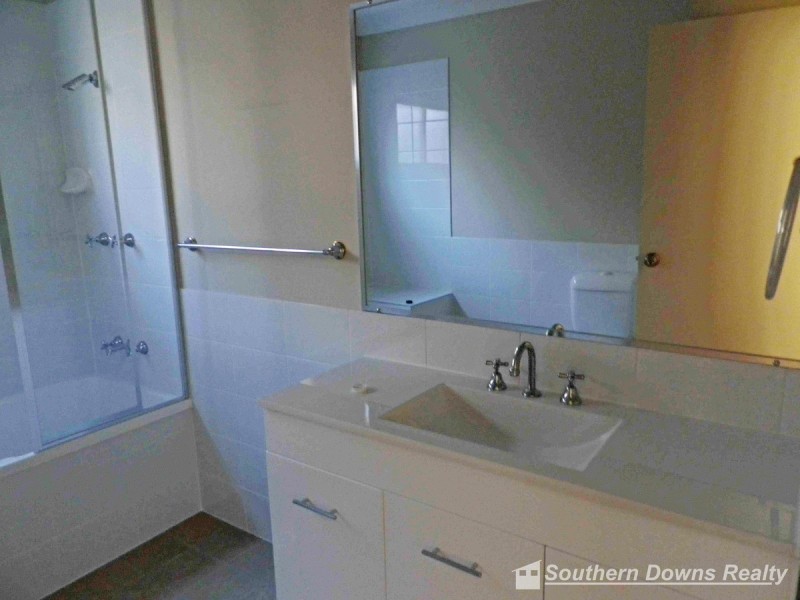 12 Ruston Street, Warwick QLD 4370