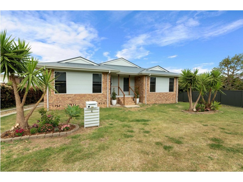 6 Sandstone Court, Warwick QLD 4370