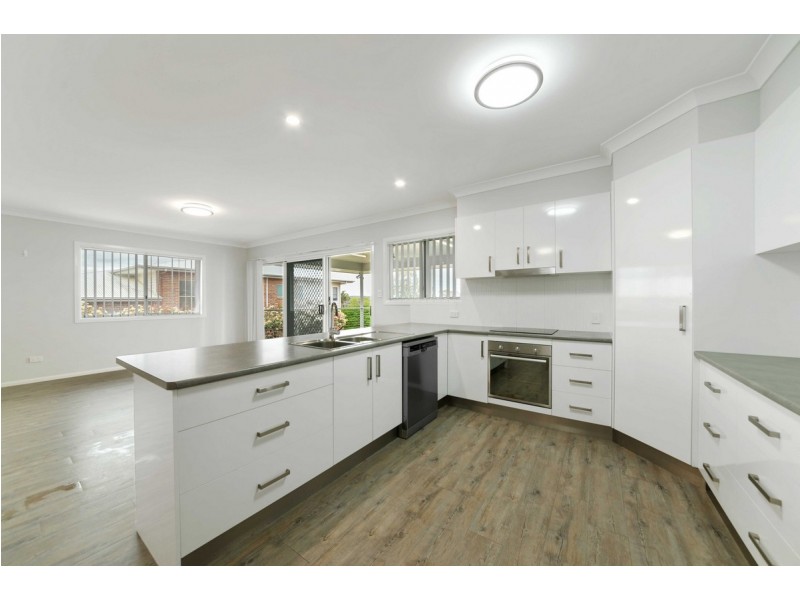 6 Sandstone Court, Warwick QLD 4370