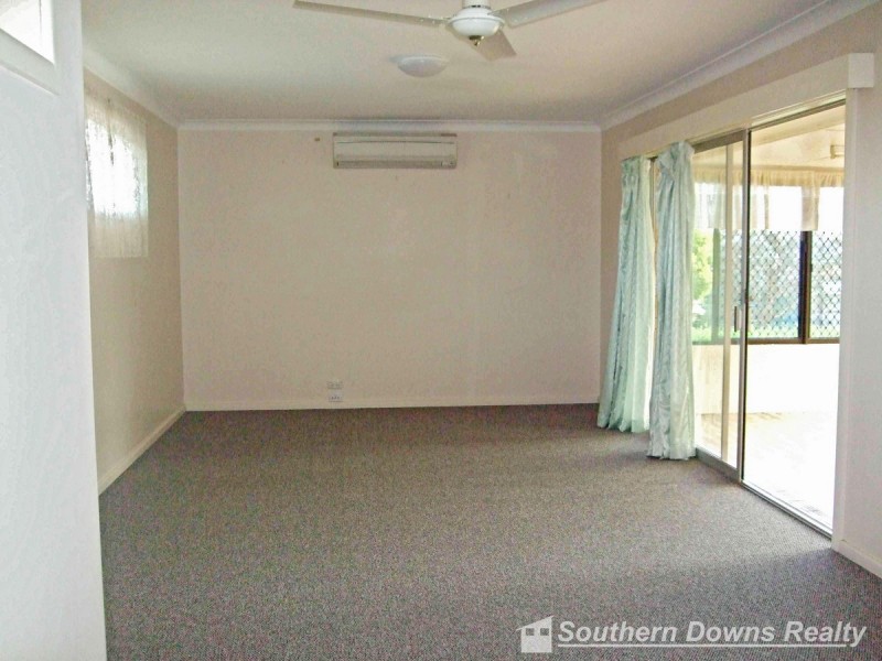 16 Douglas Street, Warwick QLD 4370