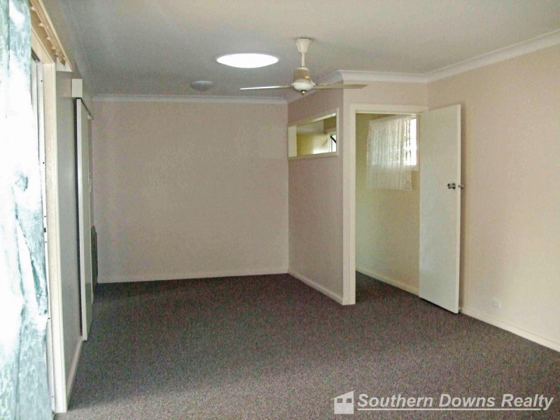 16 Douglas Street, Warwick QLD 4370
