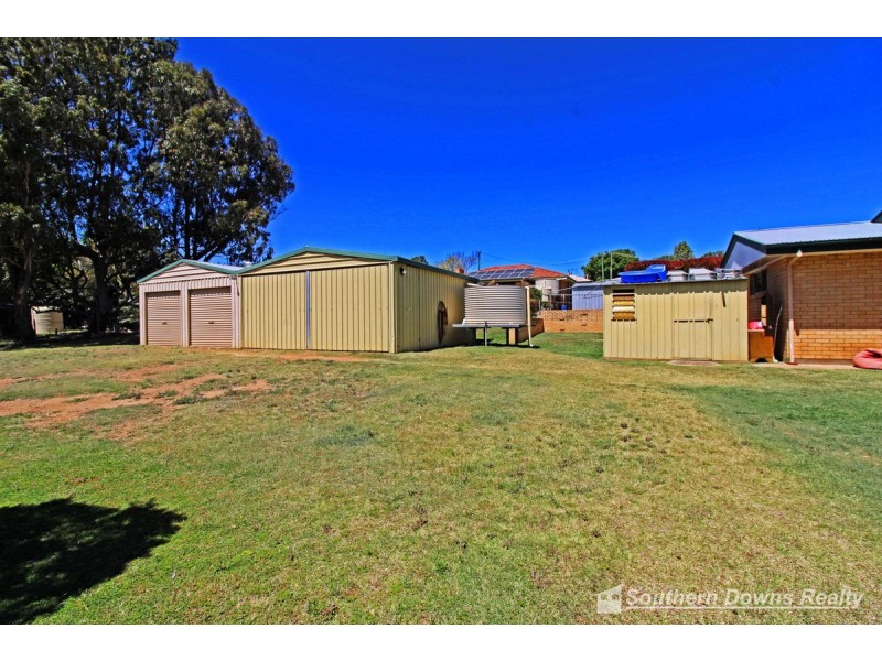 16 Douglas Street, Warwick QLD 4370
