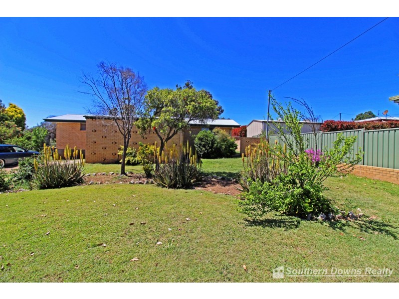 16 Douglas Street, Warwick QLD 4370